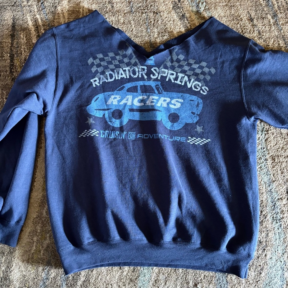 Radiator Springs crewneck 🏎️